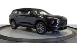 Used 2025 Buick Enclave Preferred image 2