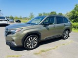 Used 2025 Subaru Forester Touring image 3