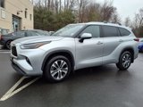 Used 2022 Toyota Highlander XLE image 4