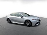 Used 2024 Toyota Camry SE image 2