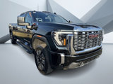New 2025 GMC Sierra 3500 Denali w/ Technology Package image 4