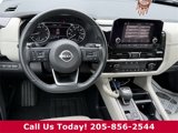 Used 2024 Nissan Pathfinder SV w/ SV Premium Package image 6