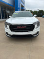 Used 2024 GMC Terrain SLE image 3
