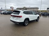 New 2025 Volkswagen Atlas SE image 4