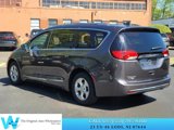Used 2017 Chrysler Pacifica Touring-L Plus w/ Advanced Safetytec Group image 3