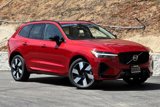Certified 2024 Volvo XC60 T8 Plus w/ Protection Package Premier image 2