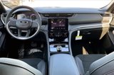 New 2025 Jeep Grand Cherokee Altitude image 4