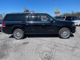 Used 2017 Lincoln Navigator L Select image 4