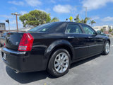 Used 2010 Chrysler 300 C image 5