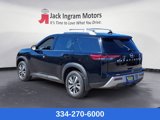New 2025 Nissan Pathfinder SL image 3