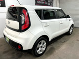 Used 2017 Kia Soul image 3