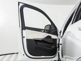 Used 2025 BMW X5 xDrive40i w/ Climate Comfort Package image 5