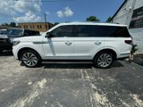 Used 2024 Lincoln Navigator Reserve image 2