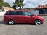 Used 2015 Toyota Sienna LE image 2