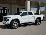 Used 2024 GMC Canyon Denali image 4