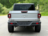 Used 2020 Jeep Gladiator Overland image 3