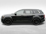 Used 2022 Kia Telluride SX w/ SX Prestige Package image 2