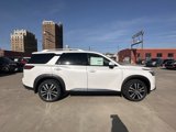 New 2025 Nissan Pathfinder Platinum image 3