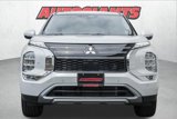 New 2025 Mitsubishi Outlander SE image 2