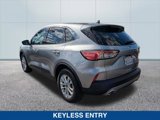 Used 2022 Ford Escape SE image 3