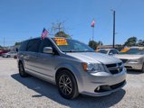 Used 2017 Dodge Grand Caravan SXT image 3