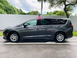 Used 2021 Chrysler Voyager Lxi image 2