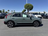 Certified 2024 Kia Niro SX Touring image 4