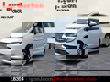 Certified 2023 Chrysler Voyager LX image 3