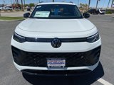 New 2025 Volkswagen Tiguan SE R-Line image 2