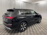 New 2025 Mitsubishi Outlander SE image 3