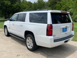 Used 2017 Chevrolet Suburban LT image 4