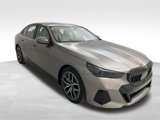 New 2024 BMW i5 eDrive40i w/ M Sport Package image 2