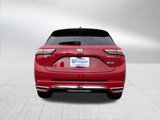 Certified 2025 Buick Envision Avenir image 4