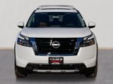New 2025 Nissan Pathfinder Platinum image 4