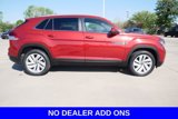 Certified 2022 Volkswagen Atlas Cross Sport SE image 2