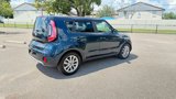 Used 2017 Kia Soul + image 6