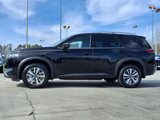 New 2025 Nissan Pathfinder SL image 4