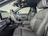 New 2025 BMW i7 xDrive60 w/ Premium Package image 2