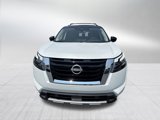 New 2025 Nissan Pathfinder Platinum image 2