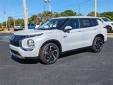 New 2025 Mitsubishi Outlander SE image 2