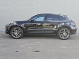 Used 2023 Porsche Macan image 2