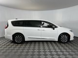 Certified 2023 Chrysler Pacifica Limited image 5