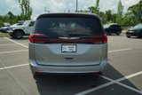 Used 2021 Chrysler Pacifica Touring-L image 4