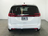 Used 2024 Chrysler Pacifica Touring-L image 5