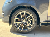 New 2025 Land Rover Range Rover SE image 5