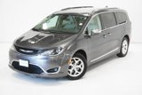 Used 2020 Chrysler Pacifica Limited image 2