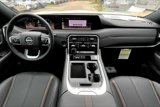 New 2025 Nissan Armada SL w/ Captain's Chari Seat Package image 5