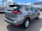Used 2018 Nissan Rogue S image 3