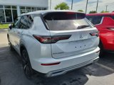 New 2025 Mitsubishi Outlander SE image 3