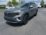 Used 2024 Volkswagen Atlas SE w/ Black Wheel Package image 3